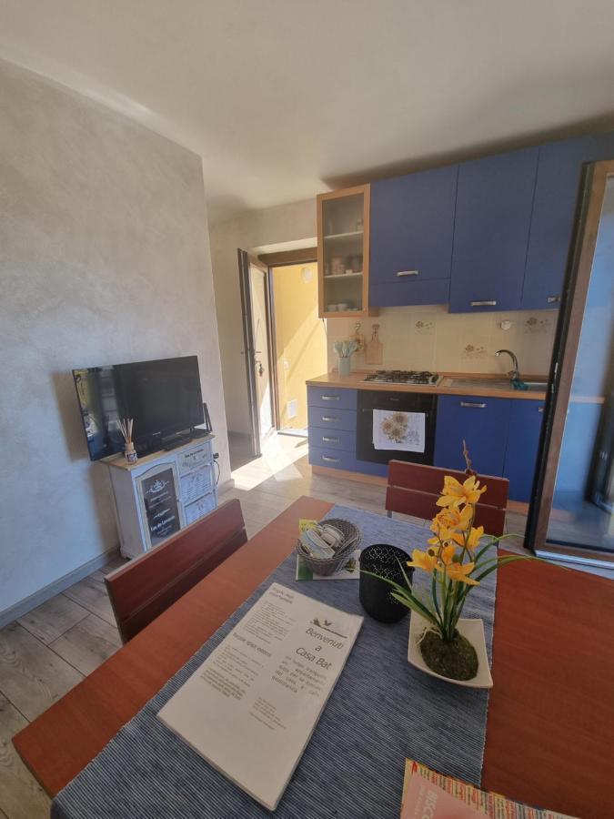 Casa Bat Apartment Mantello Bagian luar foto
