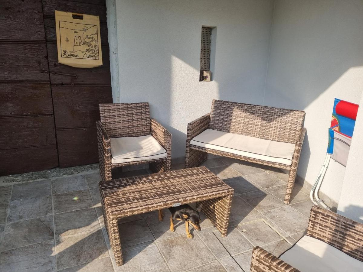 Casa Bat Apartment Mantello Bagian luar foto