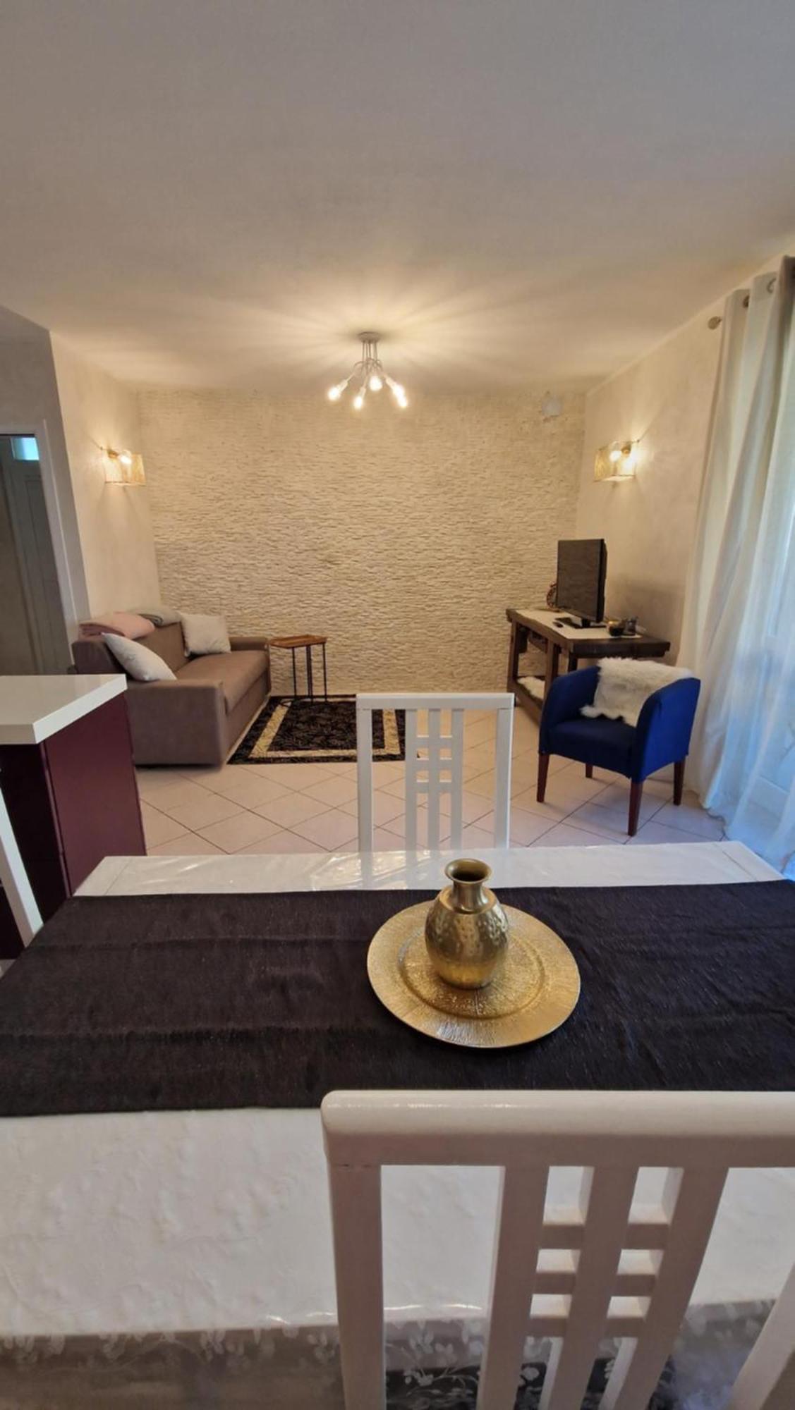 Casa Bat Apartment Mantello Bagian luar foto